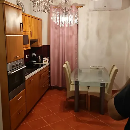 Apartament Muric 1 *